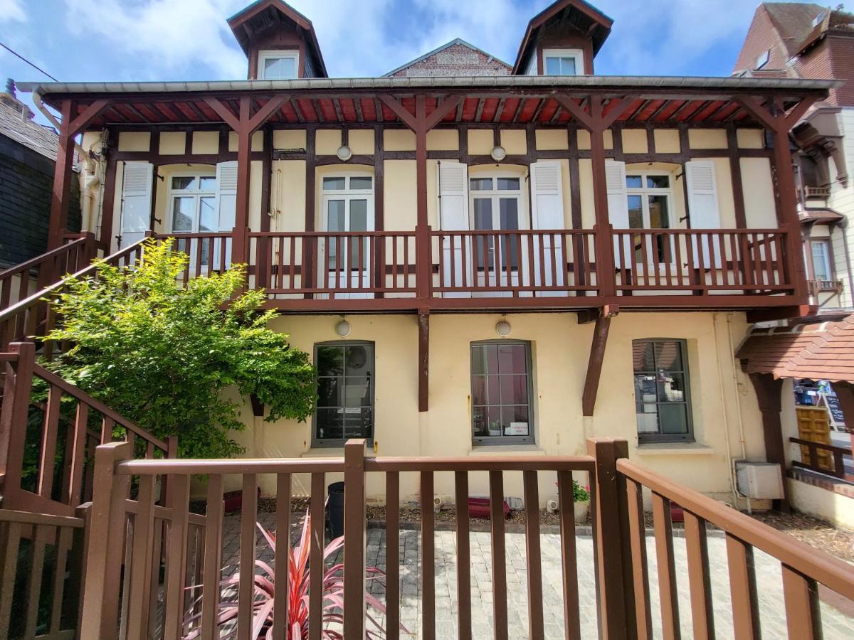 إتريتا Chambres D'Hotes La Petite Salamandre المظهر الخارجي الصورة