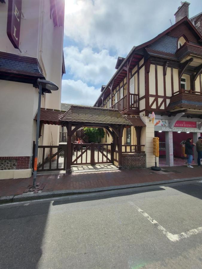 إتريتا Chambres D'Hotes La Petite Salamandre المظهر الخارجي الصورة